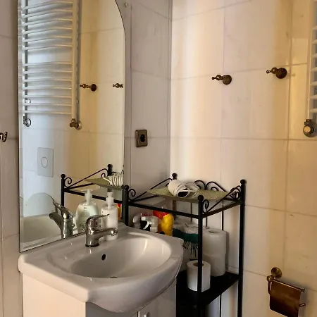 Beautiful And Charming Apartment In The Heart Of The Old Town Warsaw Exterior photo