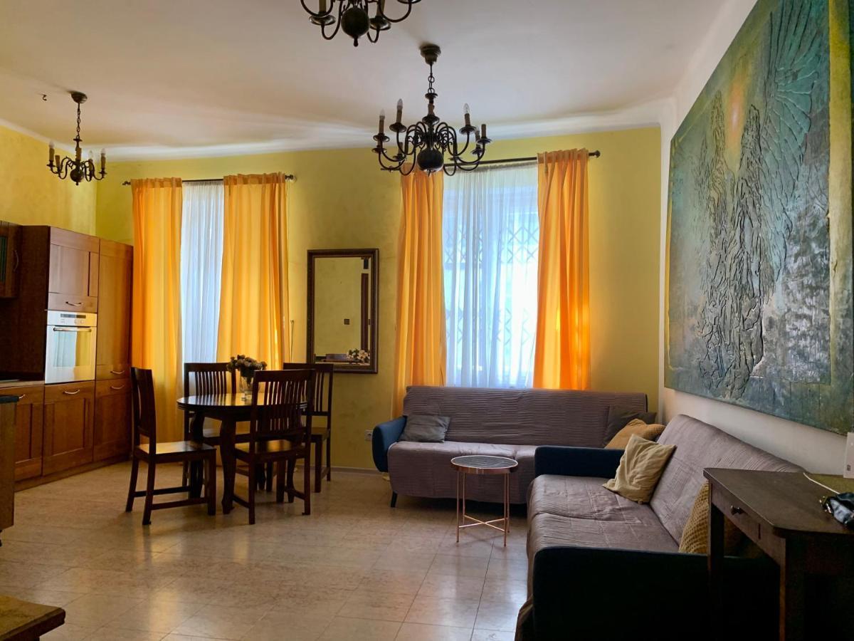 Apartment Beautiful And Charming In The Heart Of The Old Town Warsaw